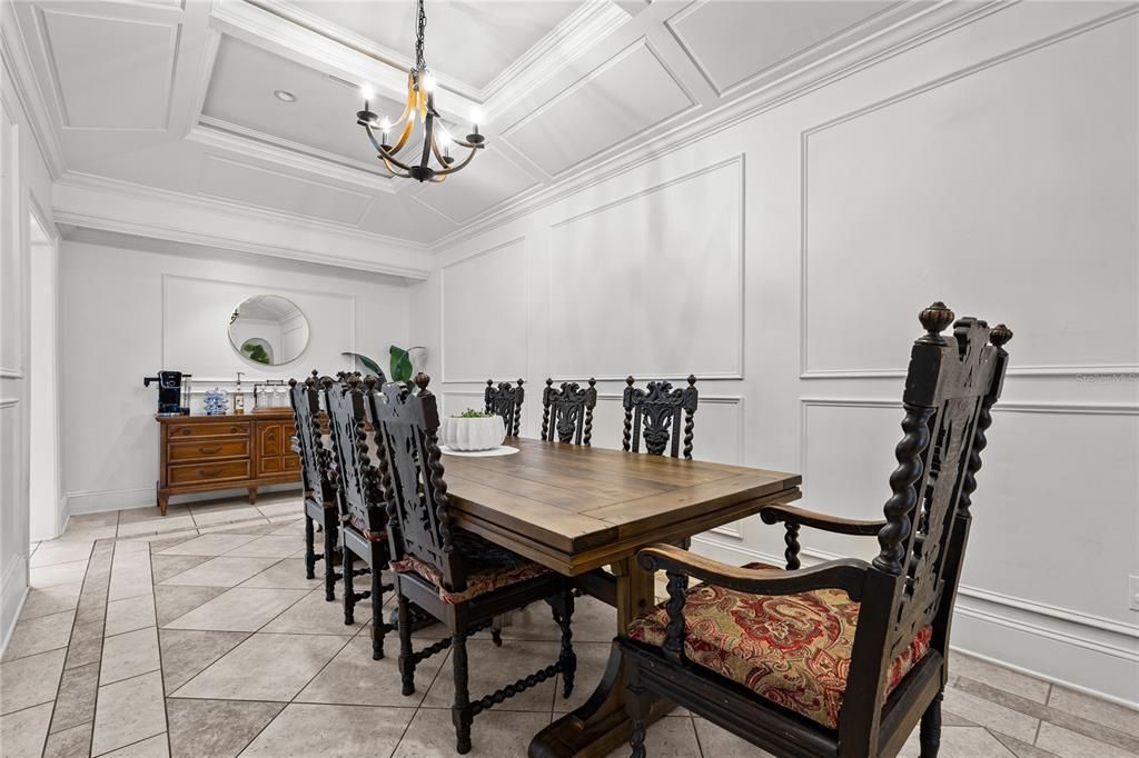 For Sale: $425,000 (4 beds, 3 baths, 2566 Square Feet)