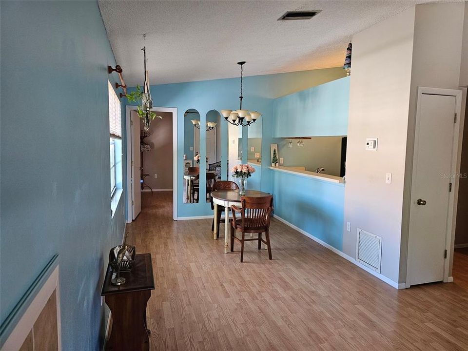 В аренду: $1,450 (2 спален, 2 ванн, 912 Квадратных фут)