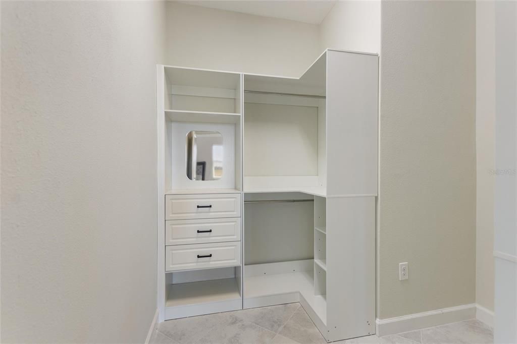 En Renta: $3,200 (3 camas, 3 baños, 2571 Pies cuadrados)