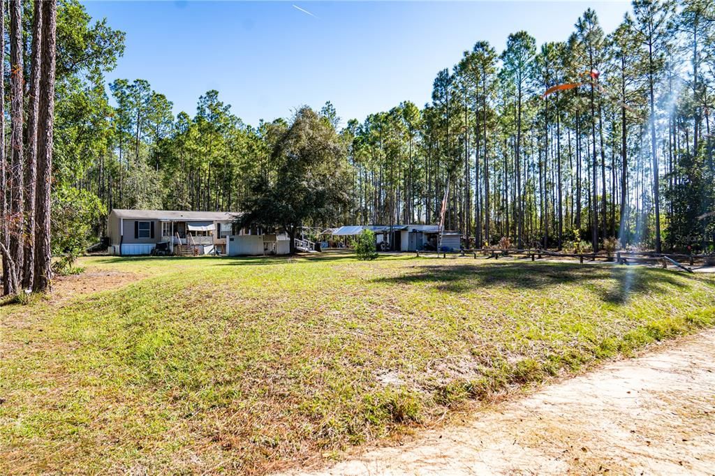 На продажу: $15,000 (1.16 acres)