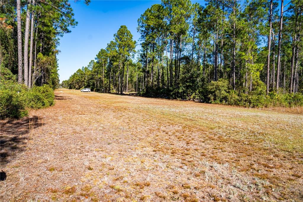 На продажу: $15,000 (1.16 acres)