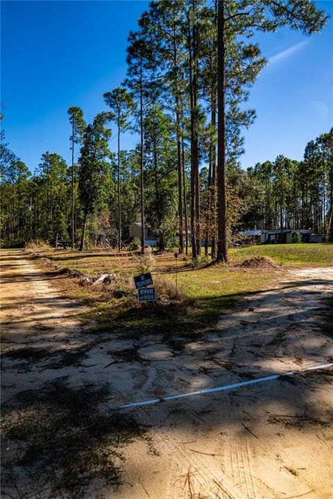 На продажу: $15,000 (1.16 acres)