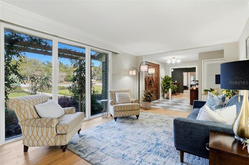 For Sale: $1,350,000 (5 beds, 3 baths, 4733 Square Feet)