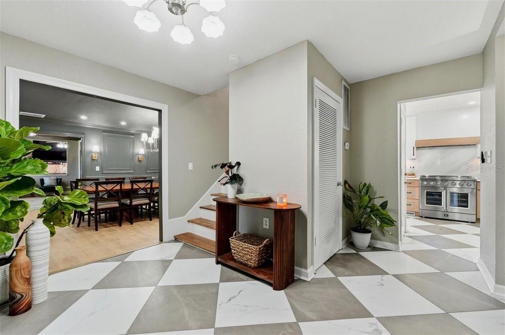 For Sale: $1,350,000 (5 beds, 3 baths, 4733 Square Feet)