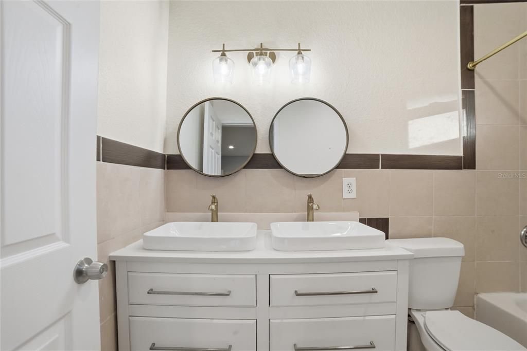 待售: $349,000 (3 贝兹, 2 浴室, 1474 平方英尺)