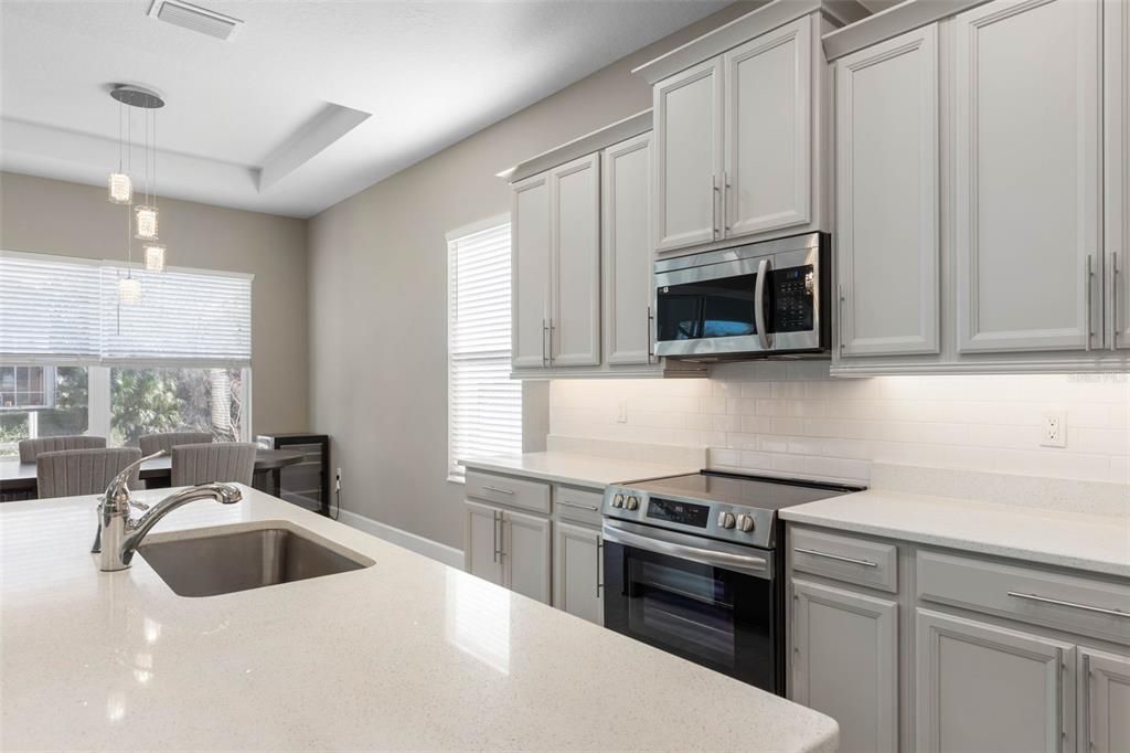 待售: $915,000 (3 贝兹, 3 浴室, 2902 平方英尺)