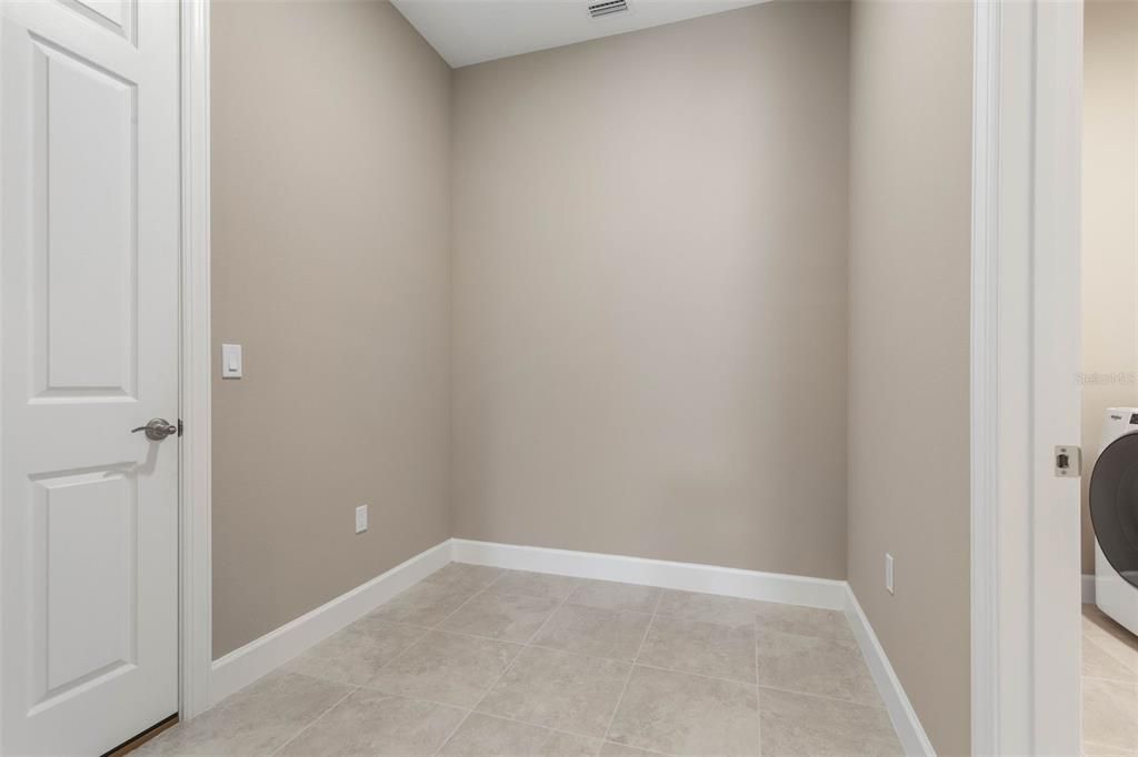 待售: $915,000 (3 贝兹, 3 浴室, 2902 平方英尺)