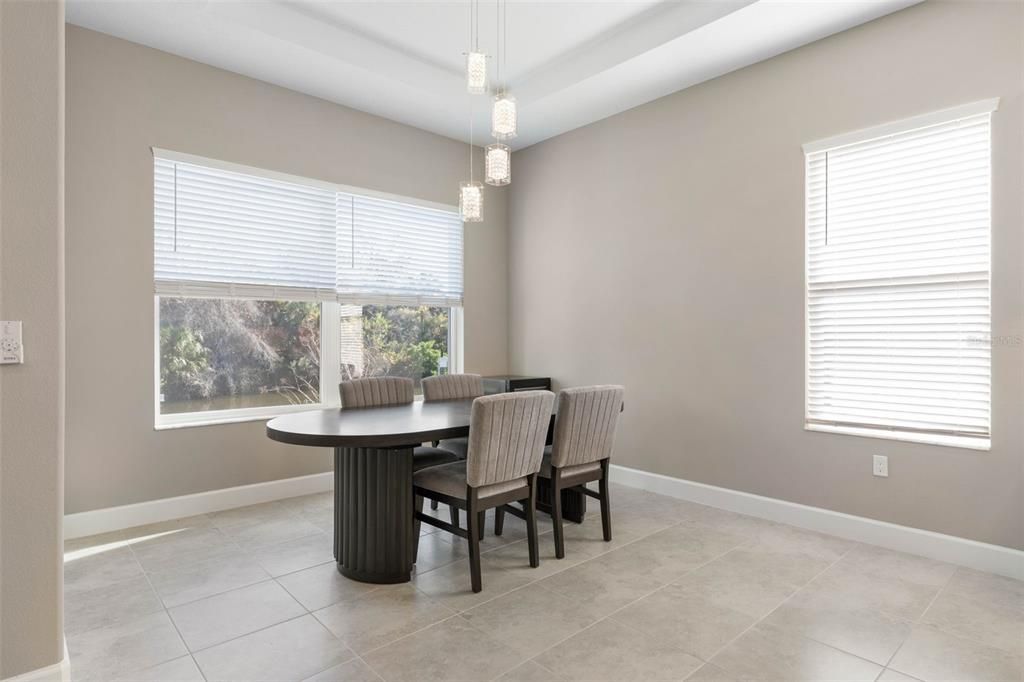 待售: $915,000 (3 贝兹, 3 浴室, 2902 平方英尺)