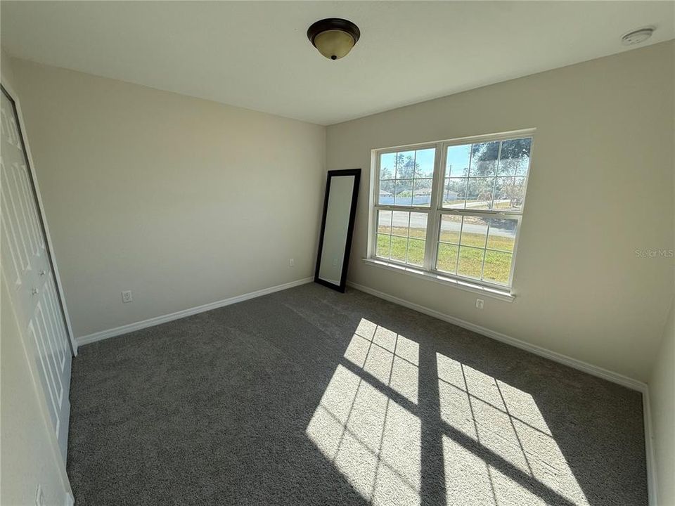 待售: $309,500 (4 贝兹, 2 浴室, 1689 平方英尺)