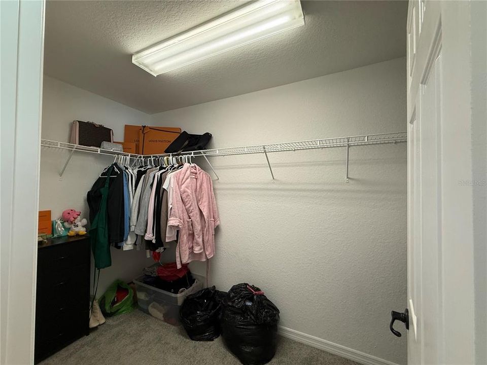 待售: $309,500 (4 贝兹, 2 浴室, 1689 平方英尺)