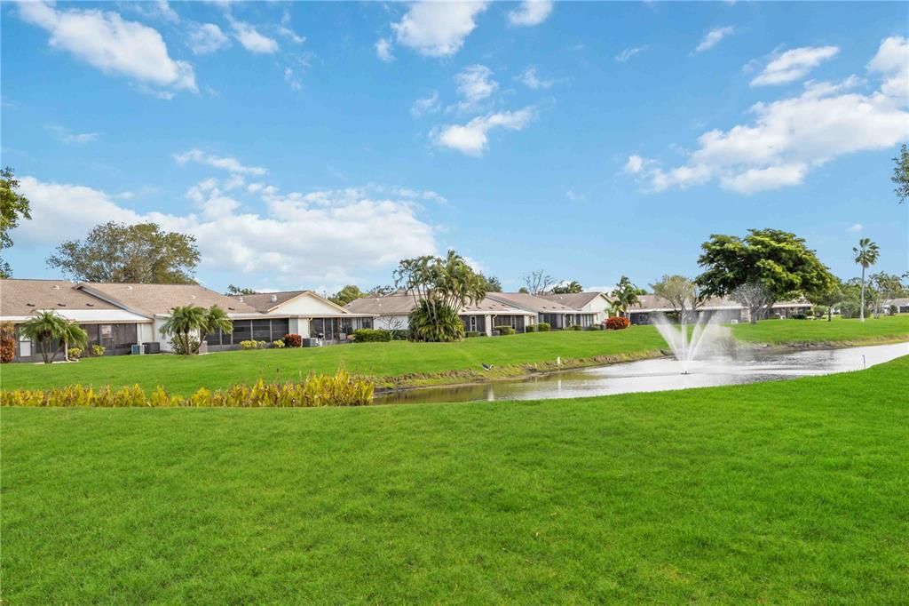 На продажу: $250,000 (2 спален, 2 ванн, 1498 Квадратных фут)