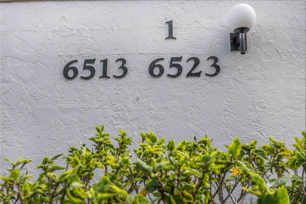 На продажу: $250,000 (2 спален, 2 ванн, 1498 Квадратных фут)