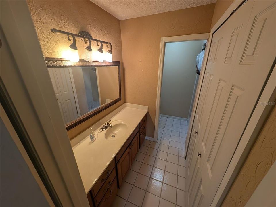 En Venta: $269,900 (3 camas, 2 baños, 1722 Pies cuadrados)