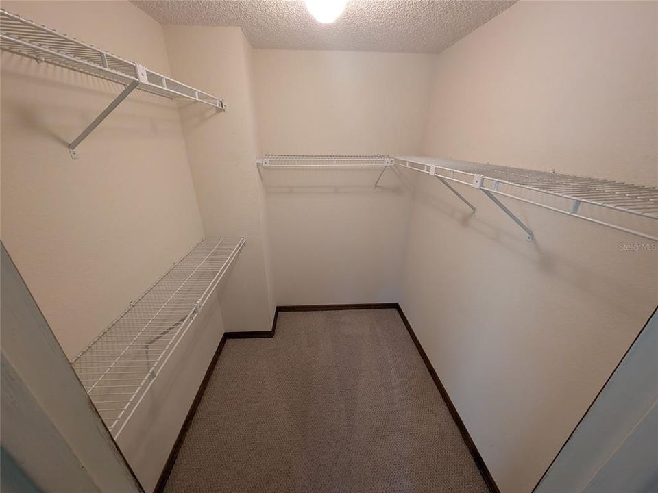 En Venta: $269,900 (3 camas, 2 baños, 1722 Pies cuadrados)