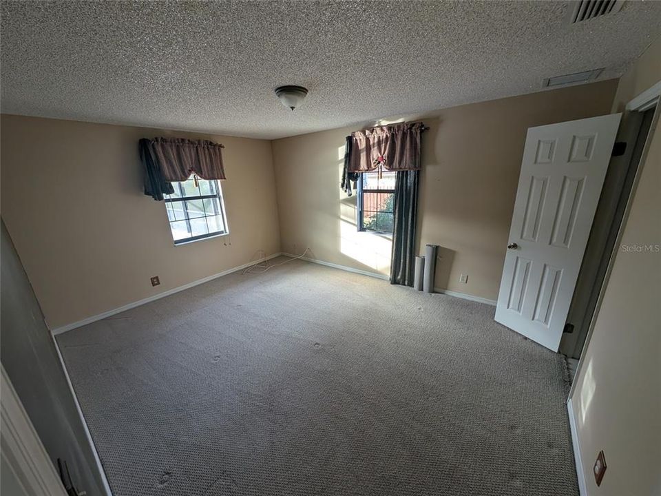 En Venta: $269,900 (3 camas, 2 baños, 1722 Pies cuadrados)