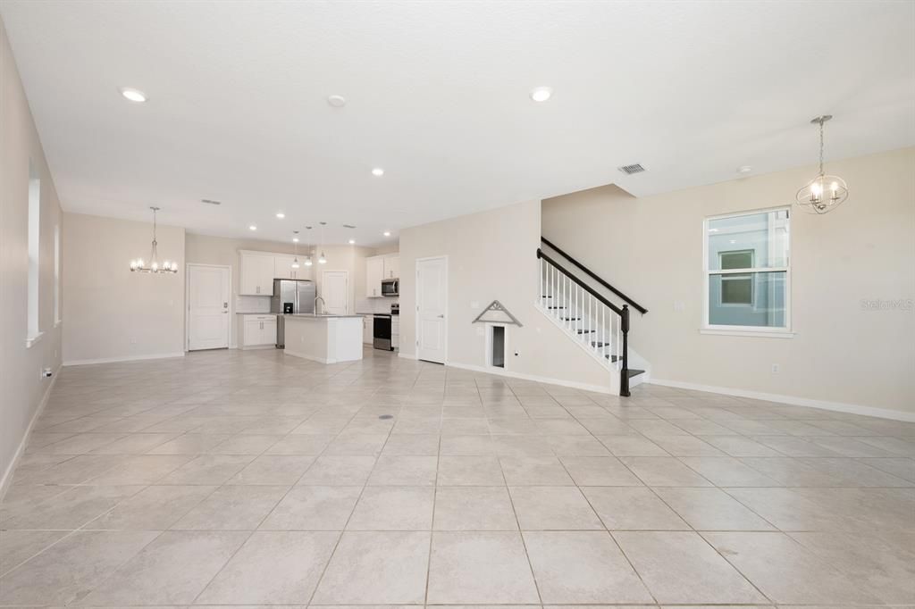 待售: $415,000 (3 贝兹, 2 浴室, 1712 平方英尺)