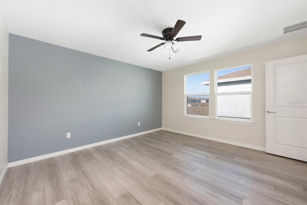 待售: $415,000 (3 贝兹, 2 浴室, 1712 平方英尺)