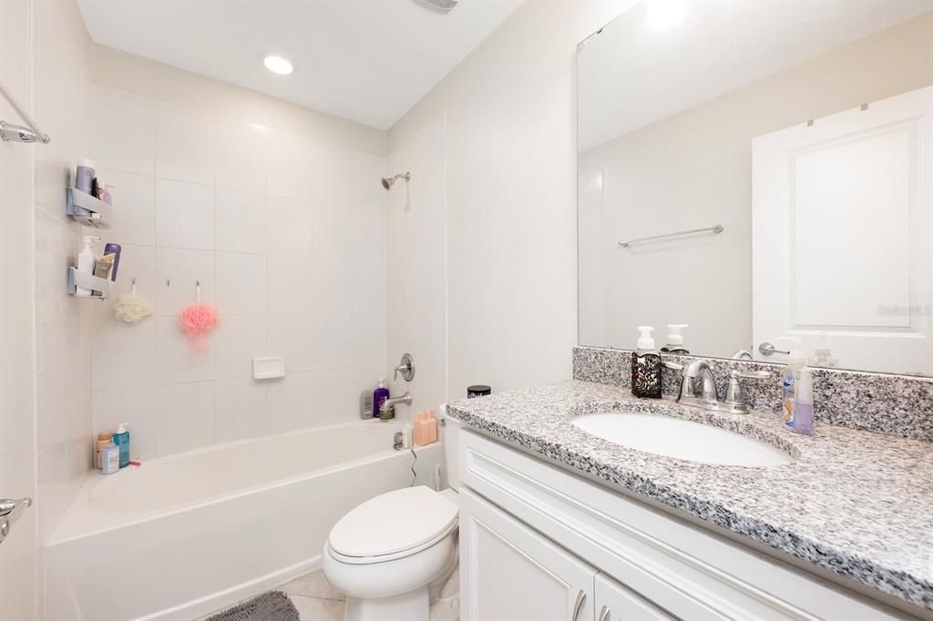 待售: $415,000 (3 贝兹, 2 浴室, 1712 平方英尺)