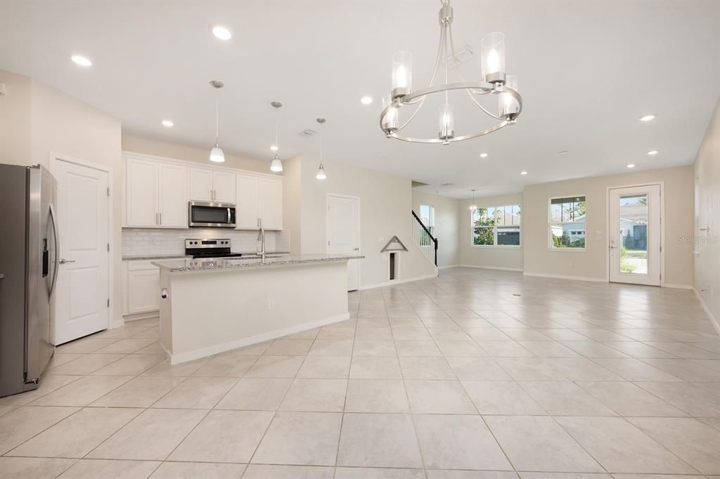 待售: $415,000 (3 贝兹, 2 浴室, 1712 平方英尺)