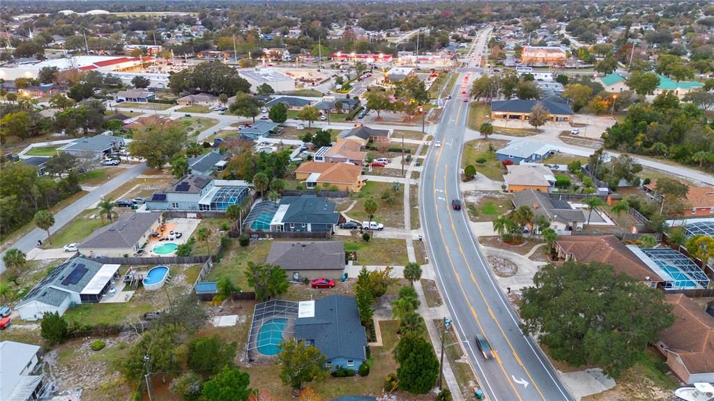 For Sale: $198,900 (2 beds, 1 baths, 1056 Square Feet)