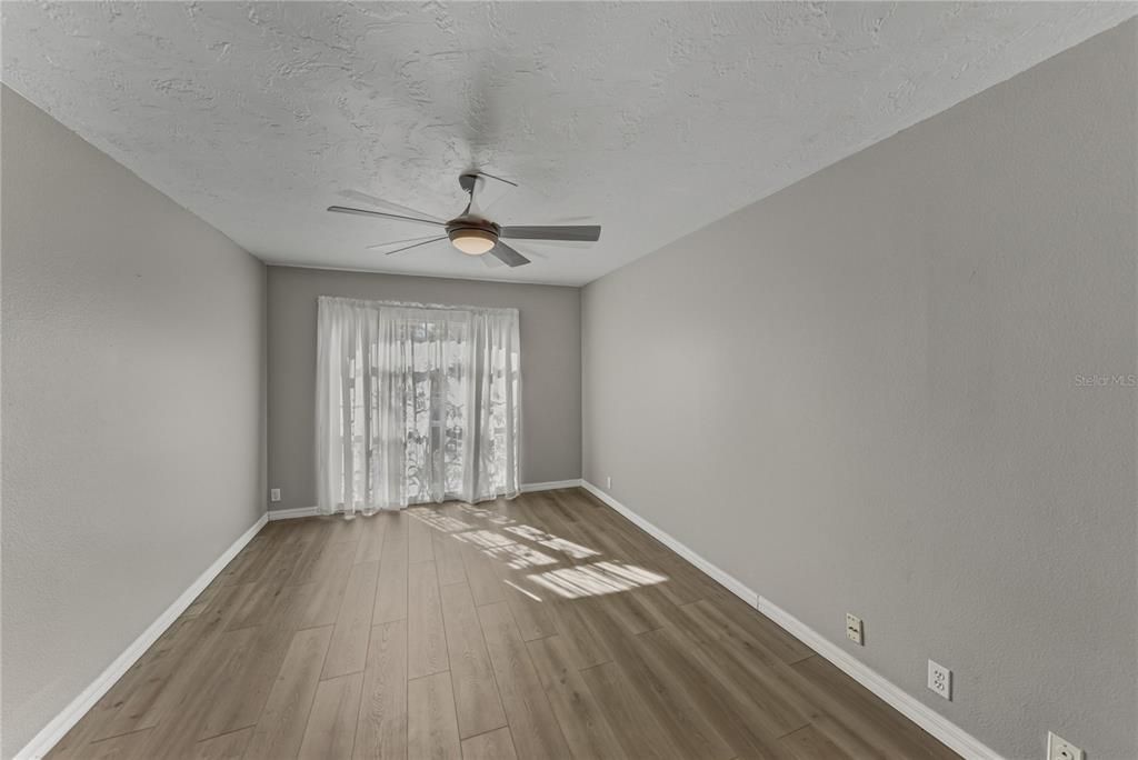 For Sale: $540,000 (4 beds, 2 baths, 2022 Square Feet)