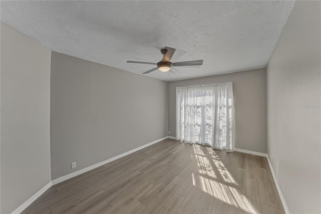 For Sale: $540,000 (4 beds, 2 baths, 2022 Square Feet)