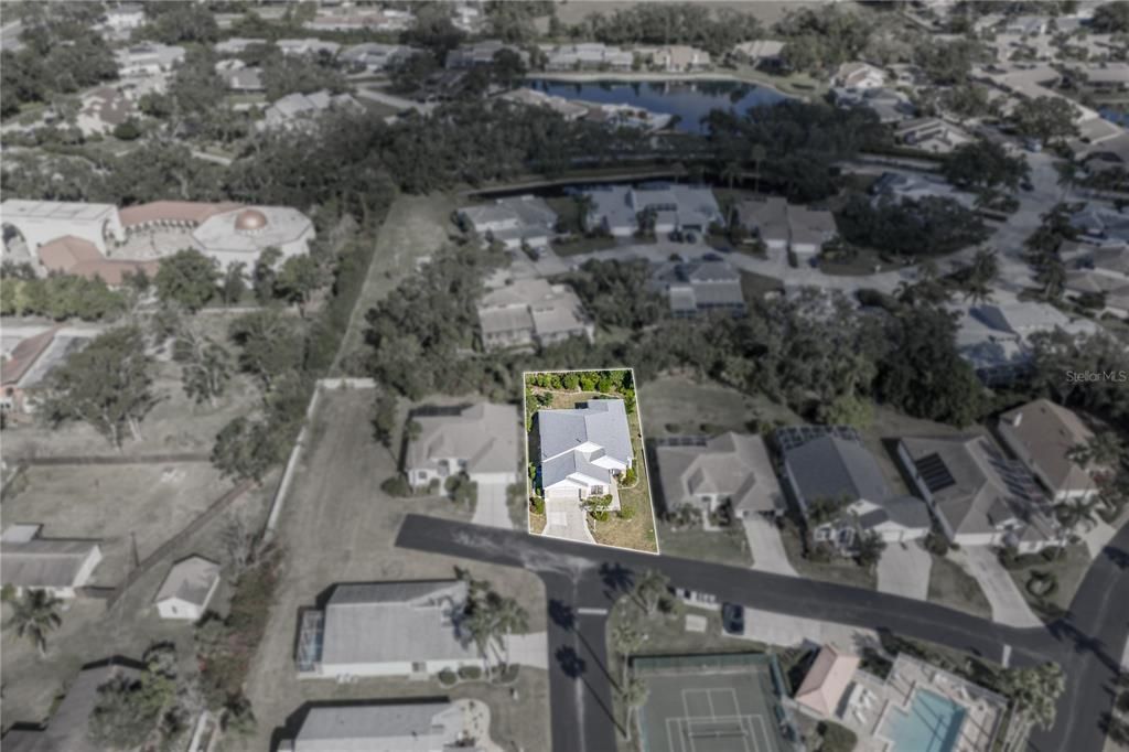 For Sale: $540,000 (4 beds, 2 baths, 2022 Square Feet)