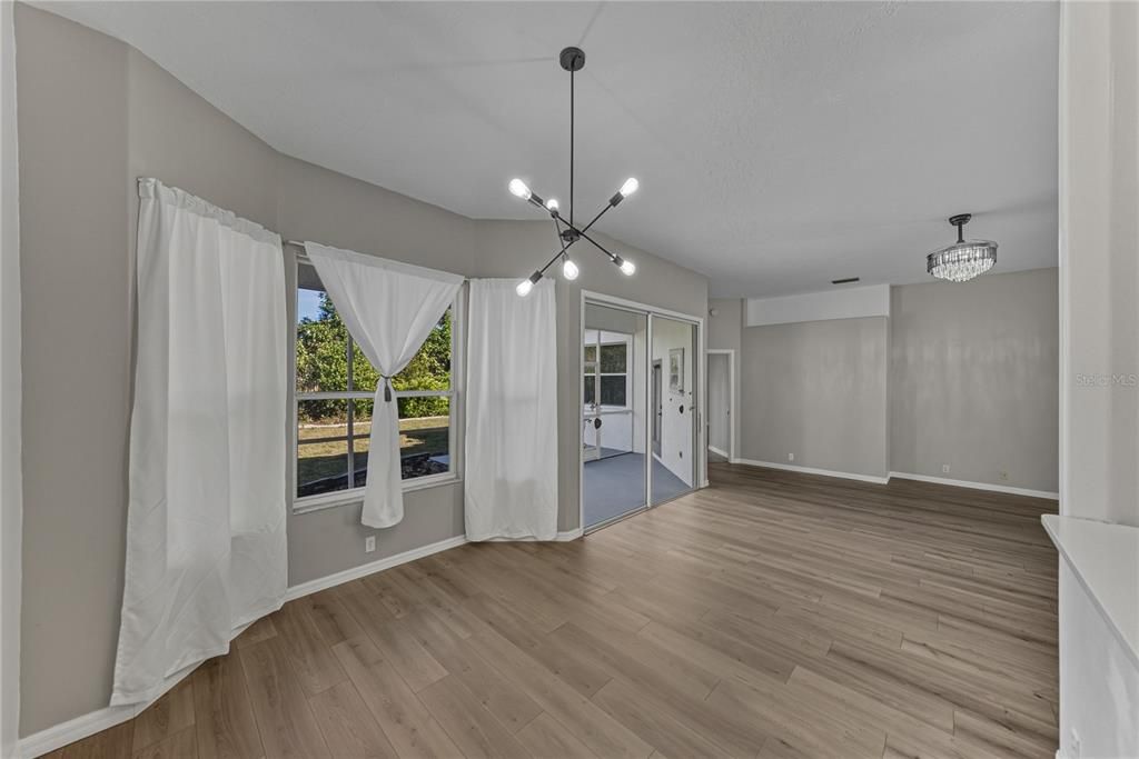 For Sale: $540,000 (4 beds, 2 baths, 2022 Square Feet)