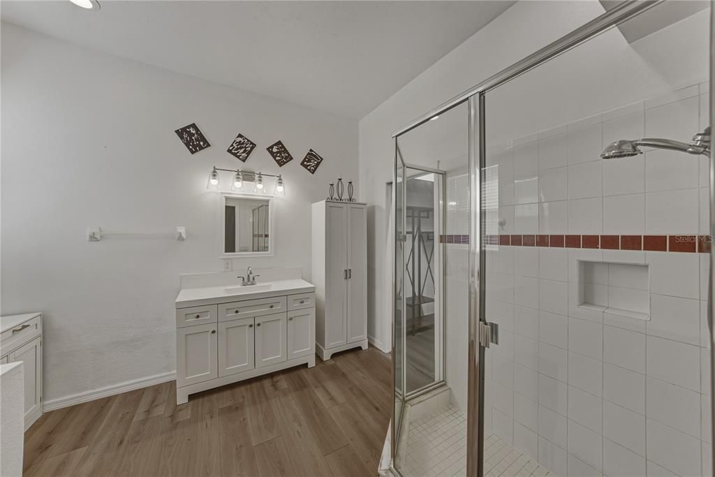 For Sale: $540,000 (4 beds, 2 baths, 2022 Square Feet)