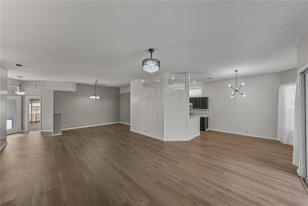 For Sale: $540,000 (4 beds, 2 baths, 2022 Square Feet)