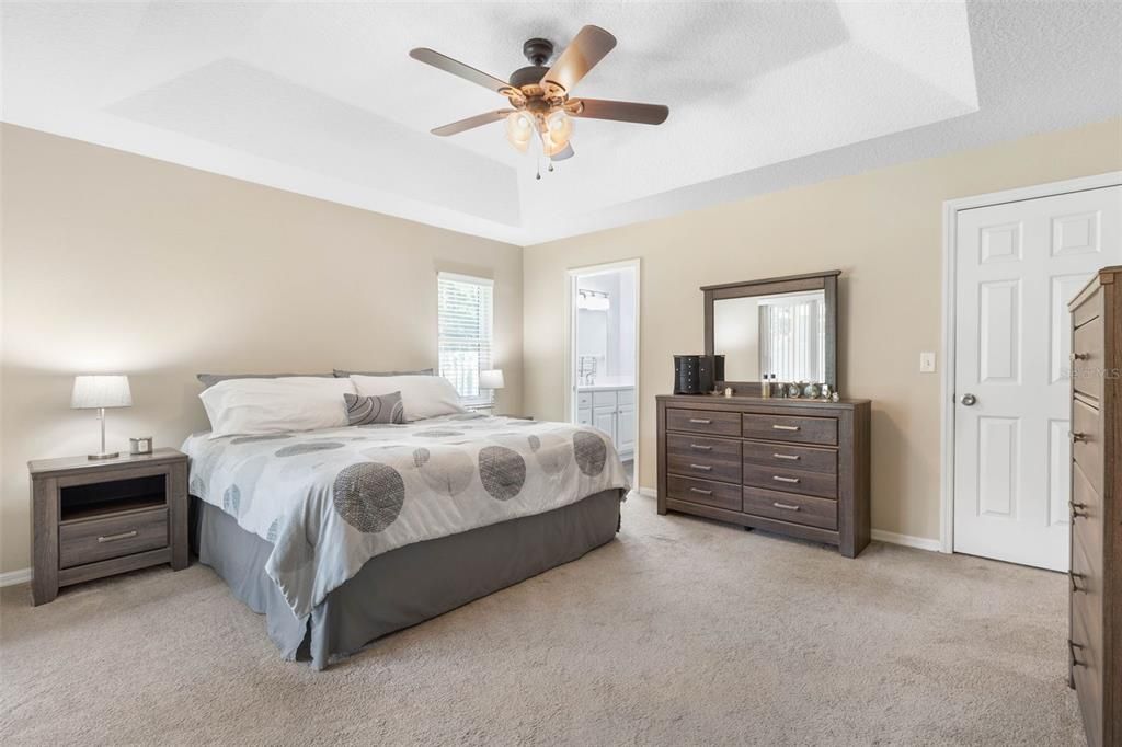 待售: $278,000 (3 贝兹, 2 浴室, 1380 平方英尺)