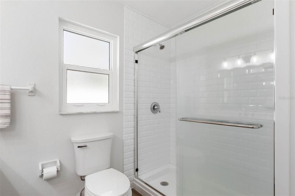 待售: $278,000 (3 贝兹, 2 浴室, 1380 平方英尺)