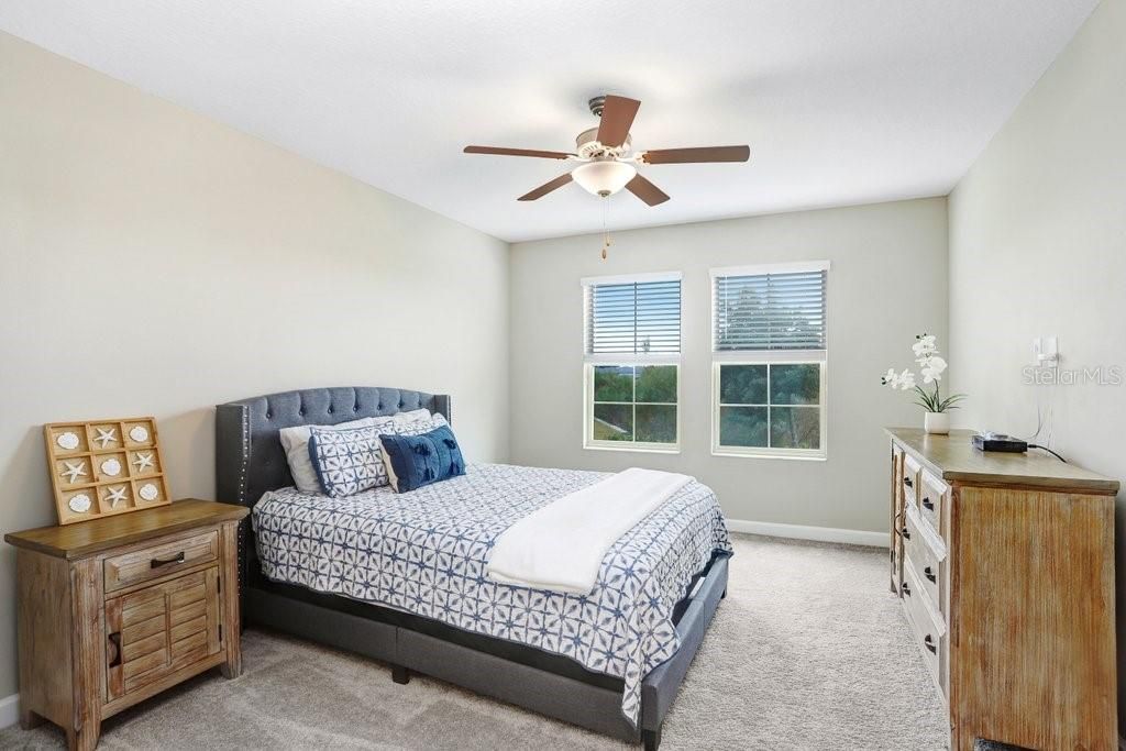 待售: $274,500 (2 贝兹, 2 浴室, 1614 平方英尺)