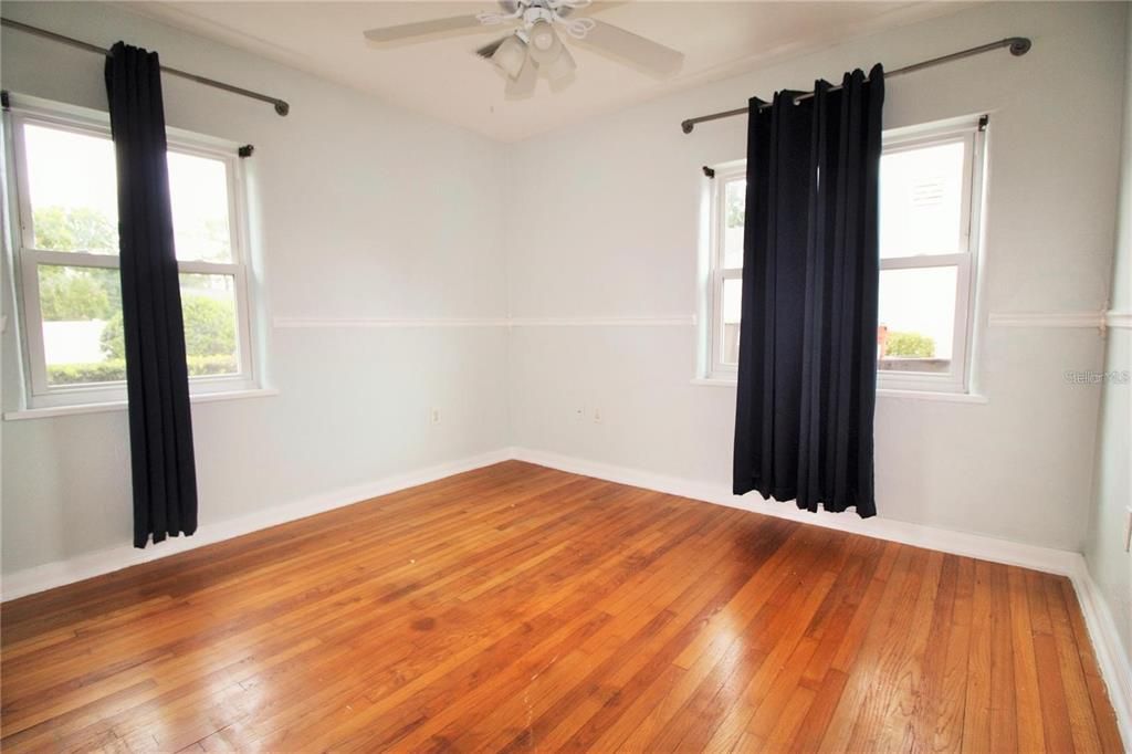 出租: $2,475 (3 贝兹, 2 浴室, 1664 平方英尺)