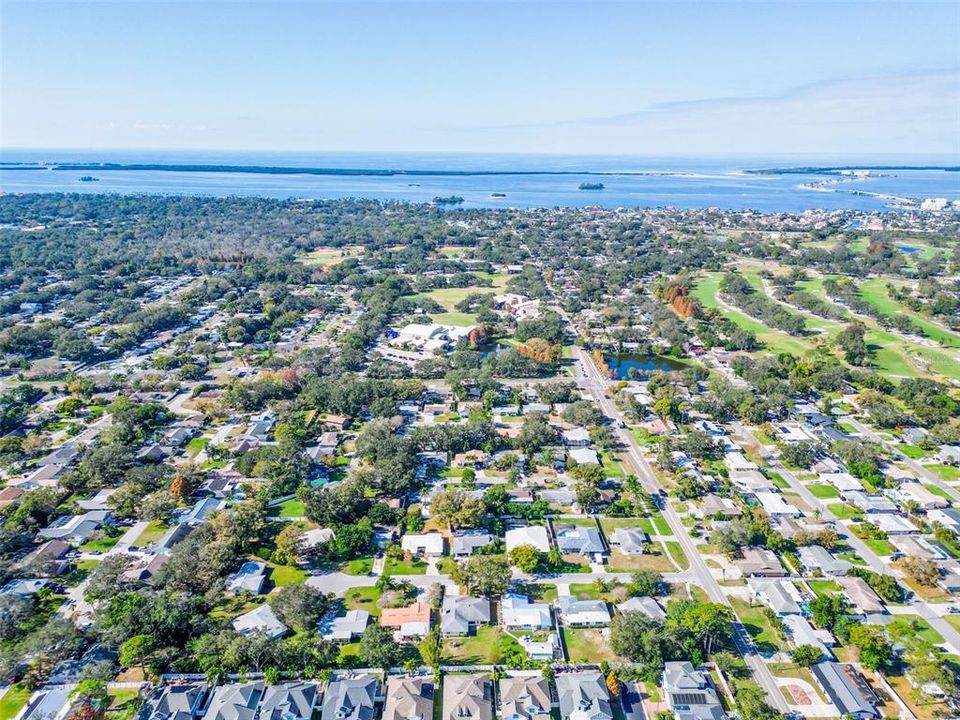 For Sale: $583,000 (3 beds, 2 baths, 2006 Square Feet)