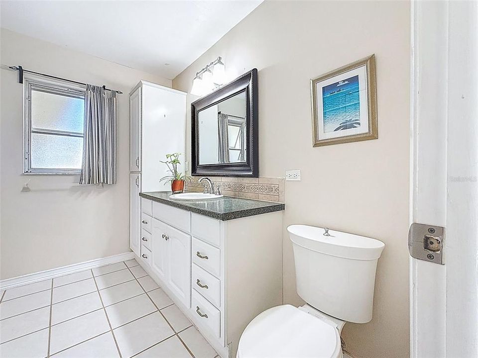 For Sale: $583,000 (3 beds, 2 baths, 2006 Square Feet)