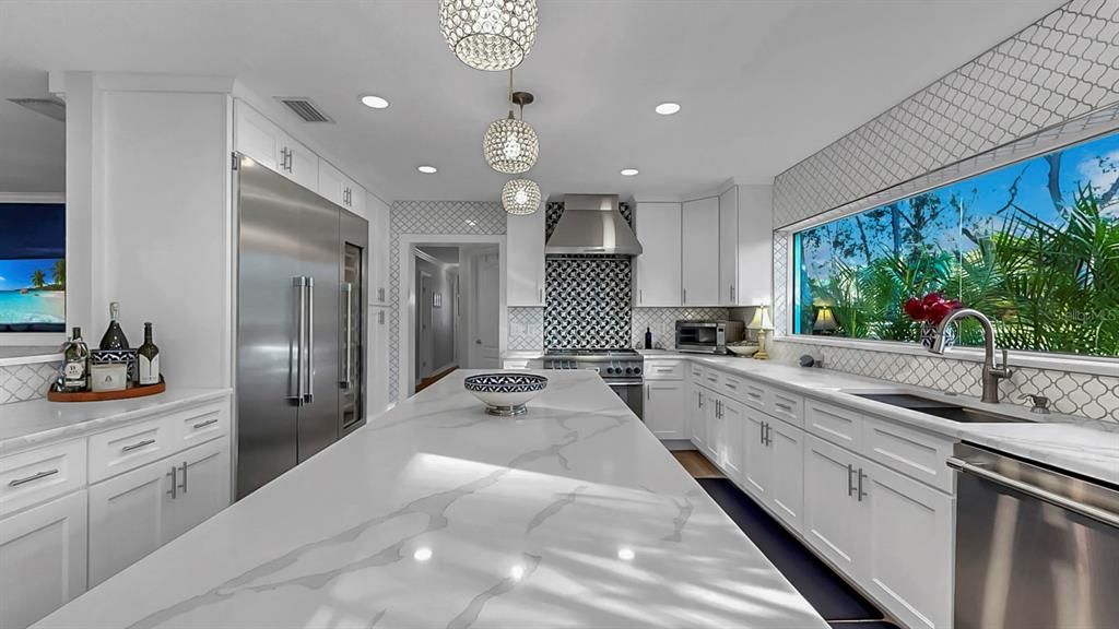 На продажу: $1,299,000 (5 спален, 2 ванн, 2714 Квадратных фут)