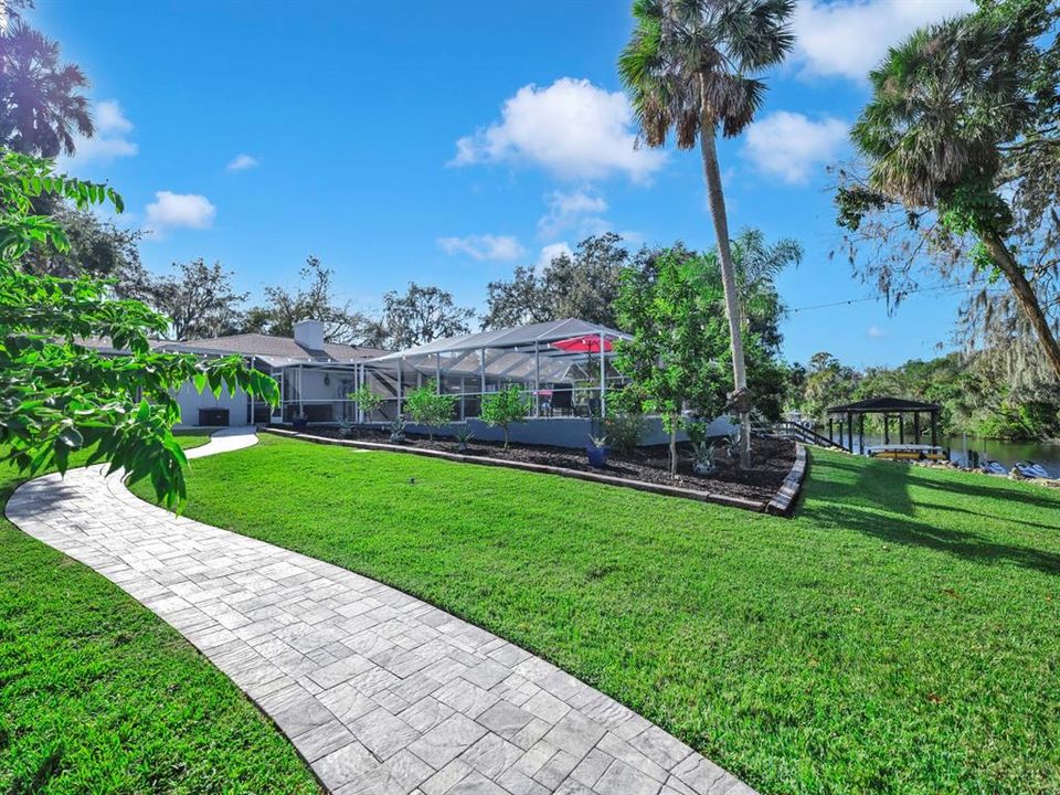 На продажу: $1,299,000 (5 спален, 2 ванн, 2714 Квадратных фут)