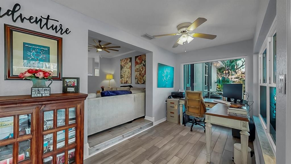 На продажу: $1,299,000 (5 спален, 2 ванн, 2714 Квадратных фут)