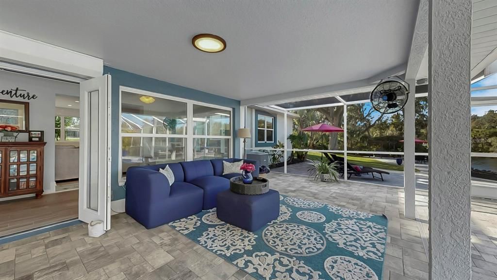 На продажу: $1,299,000 (5 спален, 2 ванн, 2714 Квадратных фут)