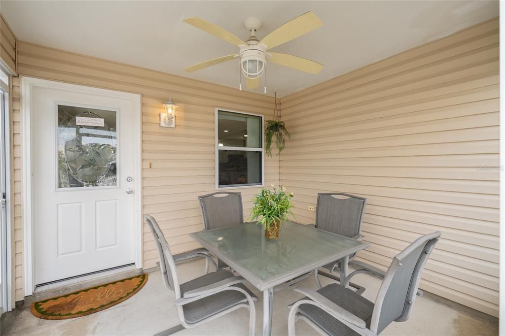 For Sale: $249,000 (2 beds, 2 baths, 1188 Square Feet)