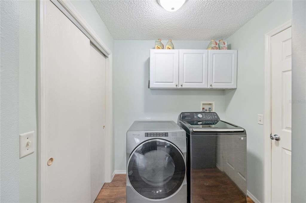 For Sale: $249,000 (2 beds, 2 baths, 1188 Square Feet)