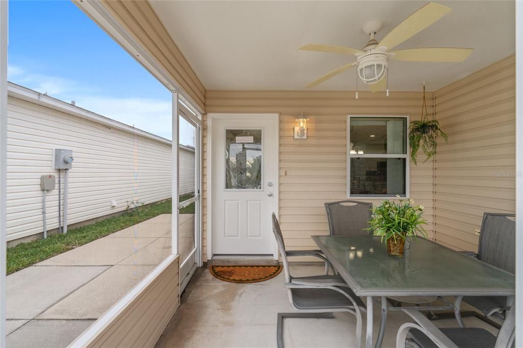 For Sale: $249,000 (2 beds, 2 baths, 1188 Square Feet)