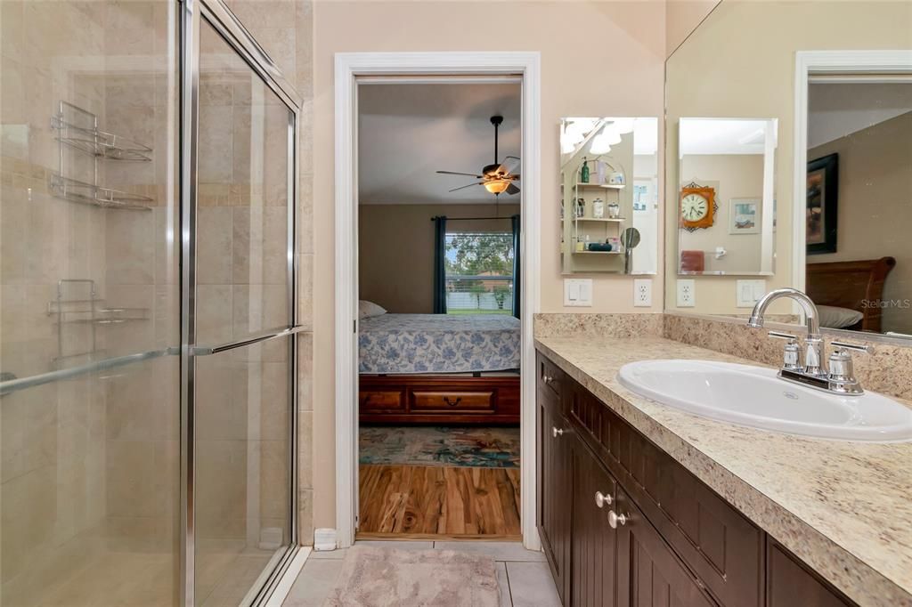 待售: $379,000 (3 贝兹, 2 浴室, 1447 平方英尺)