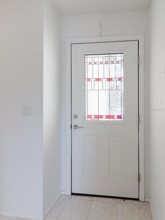 На продажу: $214,900 (2 спален, 2 ванн, 1020 Квадратных фут)