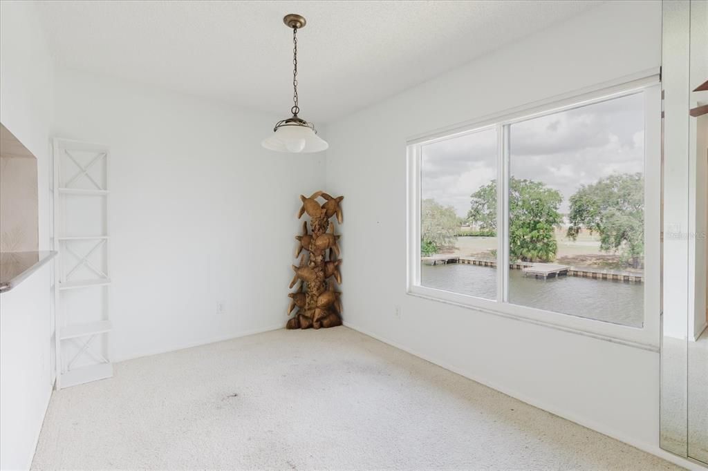 На продажу: $214,900 (2 спален, 2 ванн, 1020 Квадратных фут)