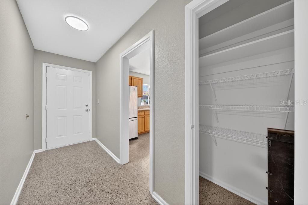 待售: $329,900 (3 贝兹, 2 浴室, 1431 平方英尺)