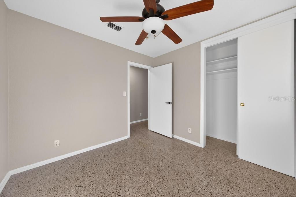 待售: $329,900 (3 贝兹, 2 浴室, 1431 平方英尺)