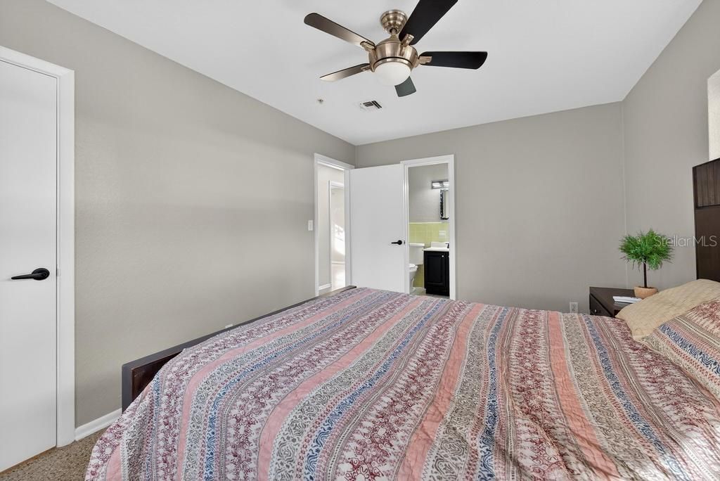 待售: $329,900 (3 贝兹, 2 浴室, 1431 平方英尺)