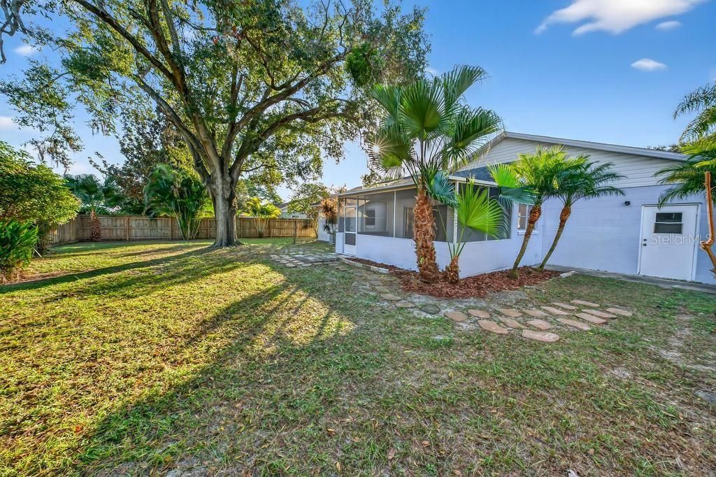 待售: $329,900 (3 贝兹, 2 浴室, 1431 平方英尺)